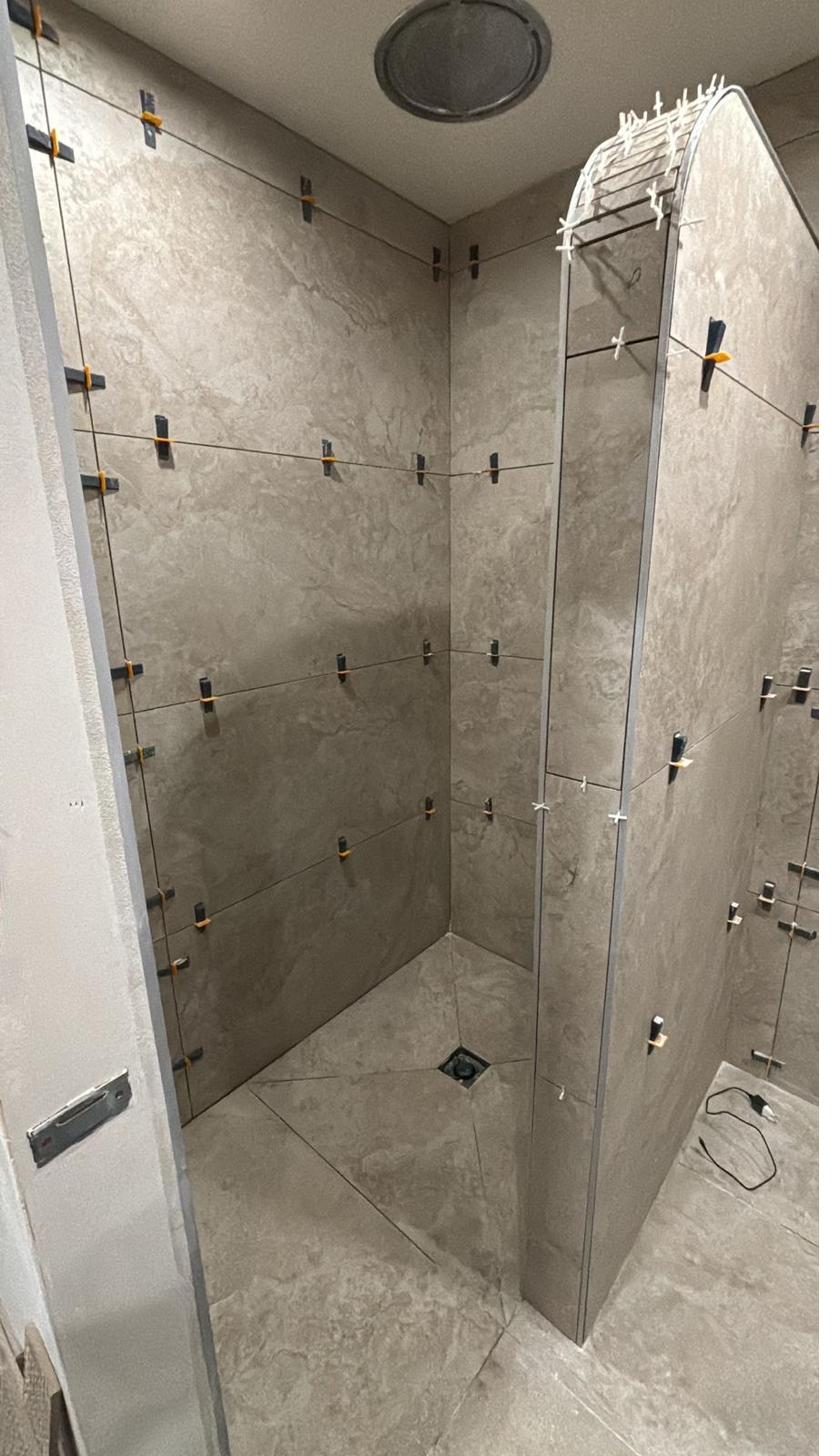Douche carrelée
